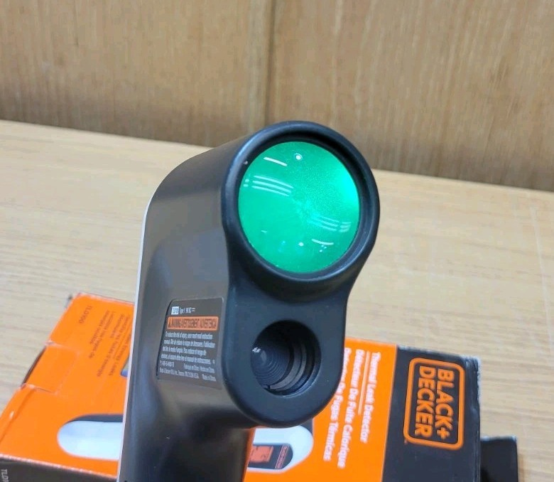 BLACK+DECKER TLD100 Thermal Leak Detector Infrared IR Tested Working w/ Box