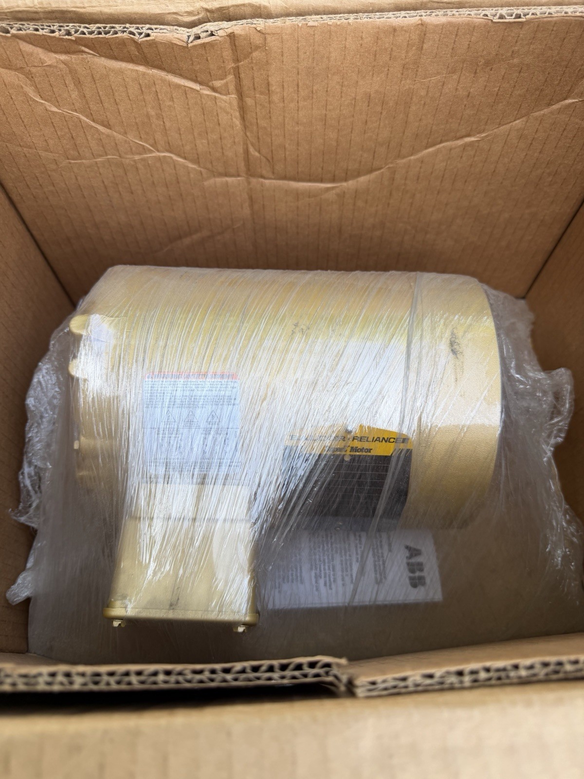 Baldor Reliance Super E 3-Phase Motor 1HP 230/460v 1760 RPM 3PH New In Box