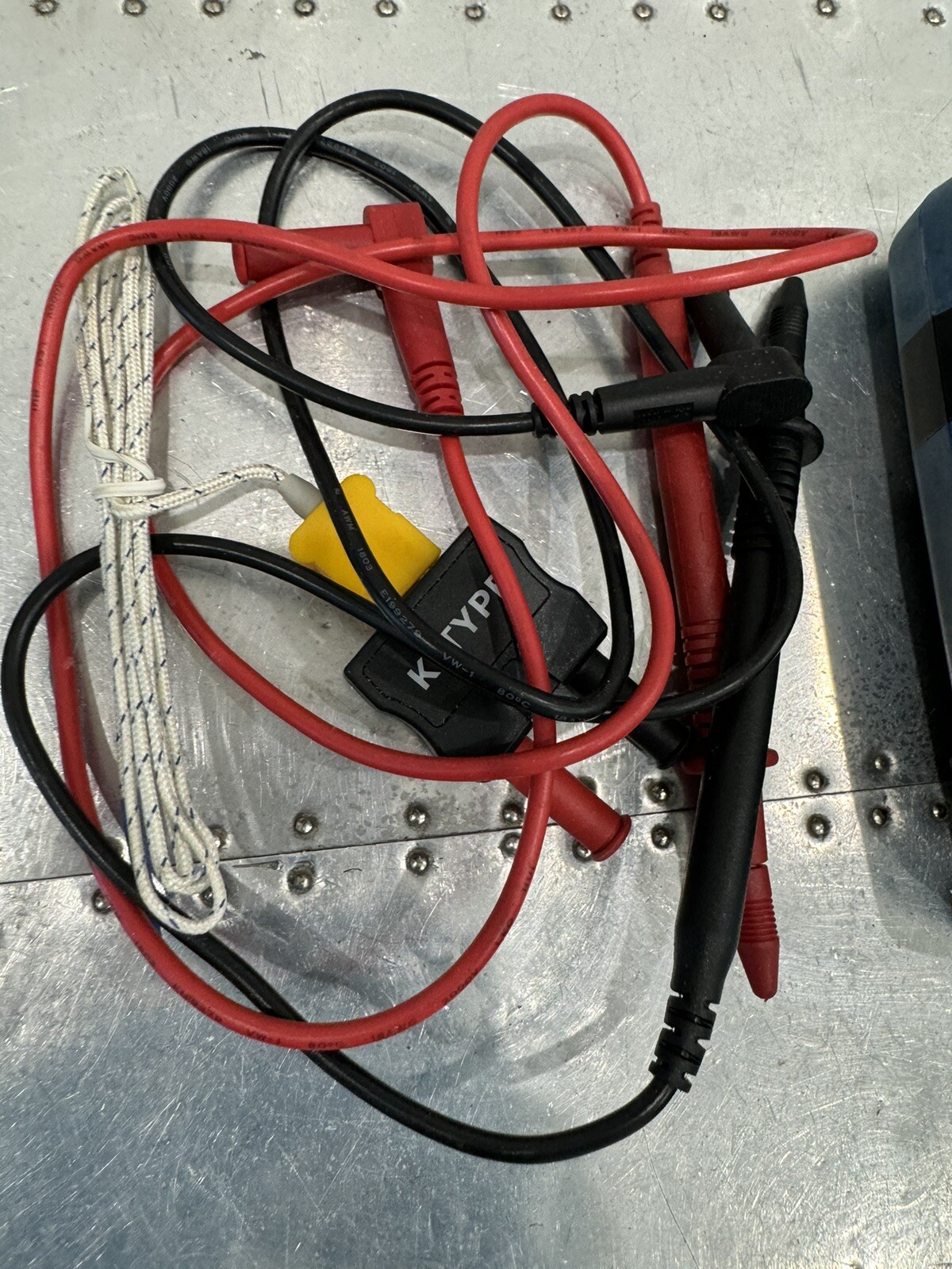 PDI DM-918 Handheld AC/DC Multimeter