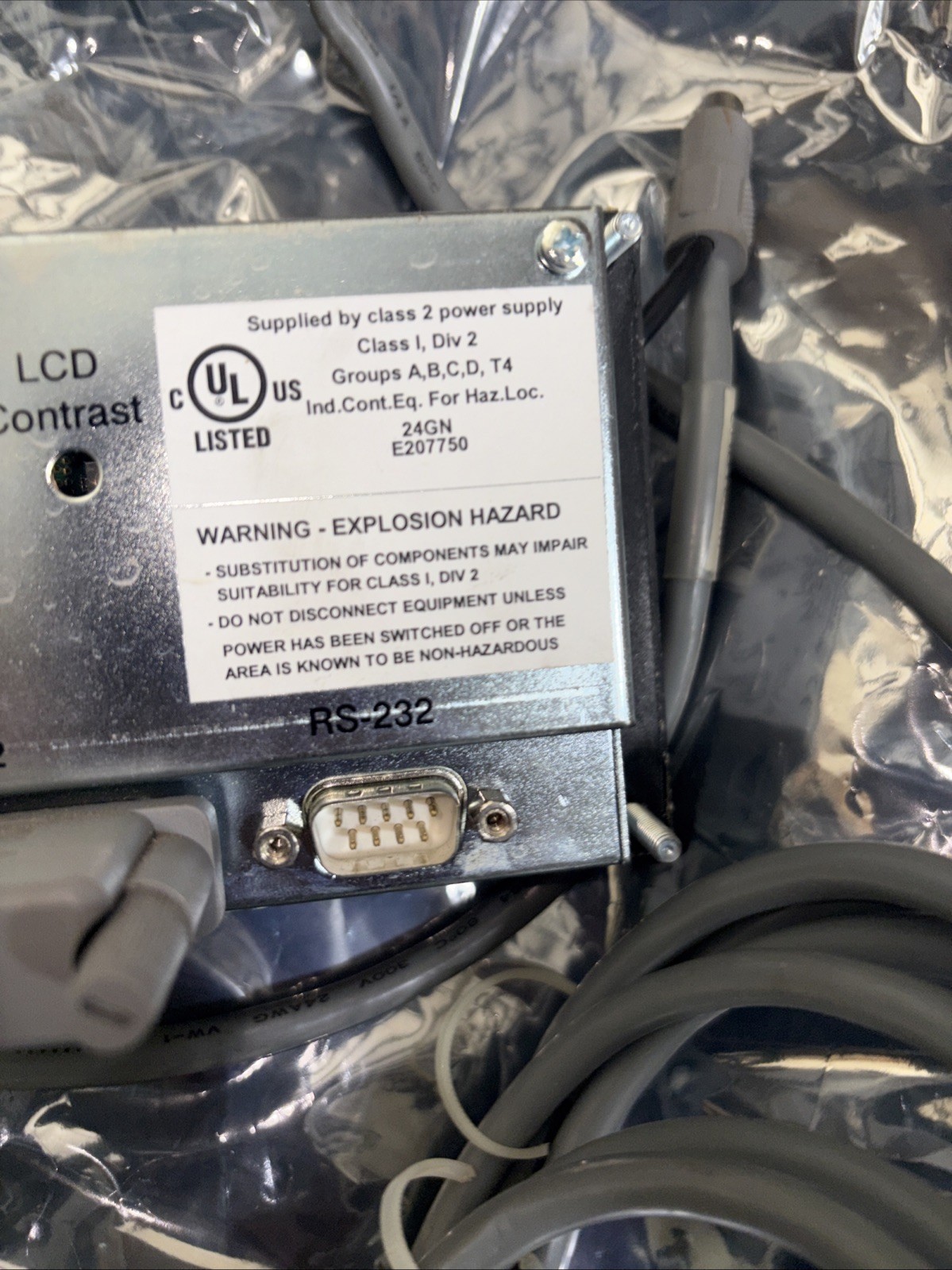 BEIJER ELECTRONICS E100 HMI OPERATOR PANEL with Cable