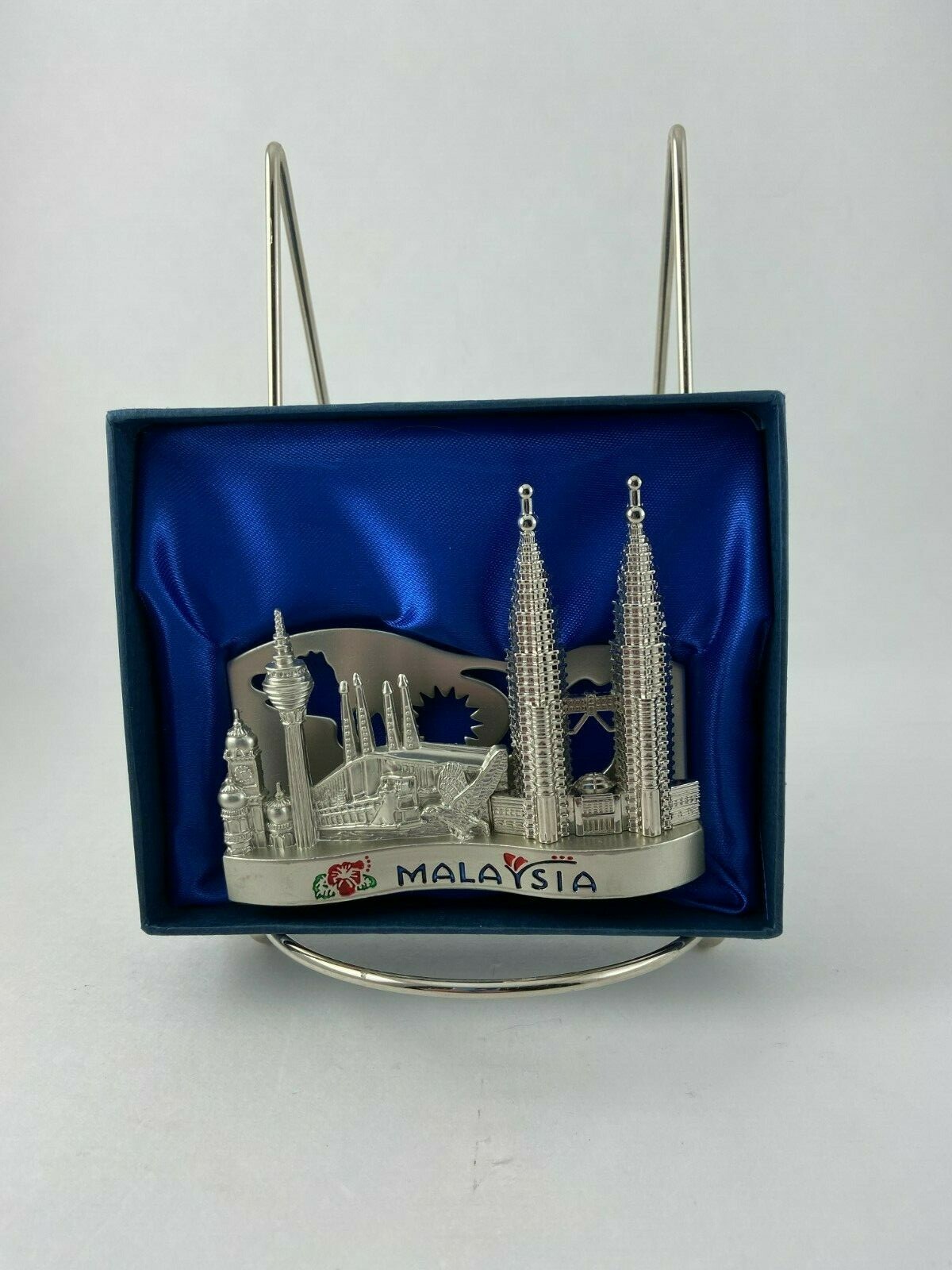 NOS Malaysia Card Holder Silver Toned Vertical by Mari New in the Box -Skyline