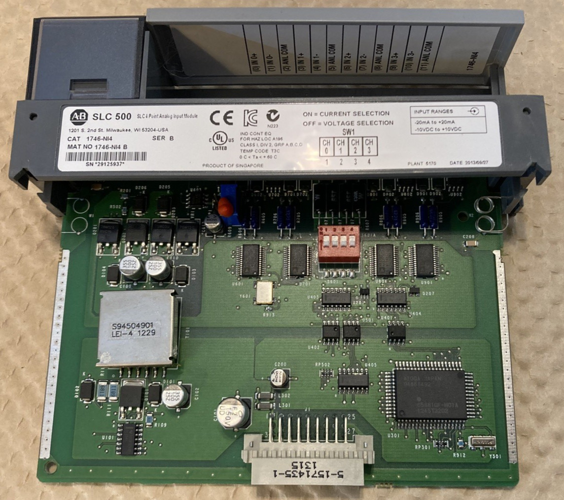 AB 1746-NI4 Allen-Bradley SerB, SLC 500 Input Modele 1746NI4 NEW-Open Box