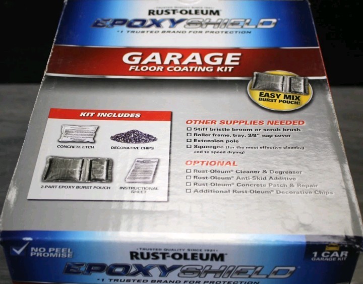 Rust-Oleum Epoxy Shield Garage Floor Coating – Gloss Gray, 1 Car