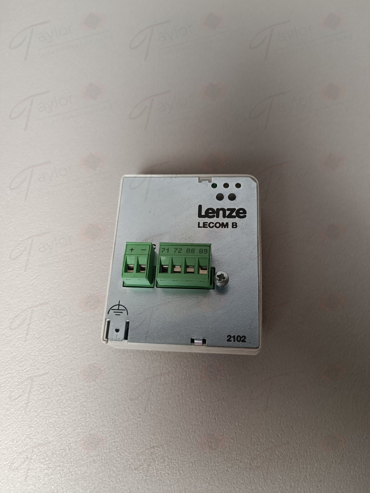 Lenze EMF2102IB-V002 00424851