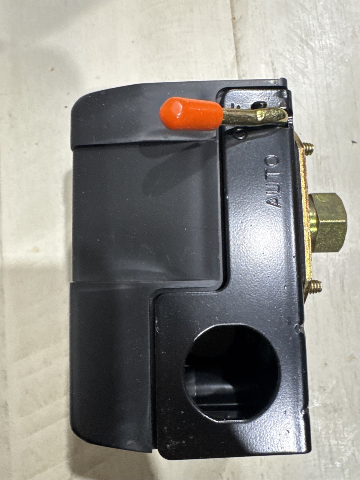 Furnas Pressure Switch 69MB6L Series A New In Box