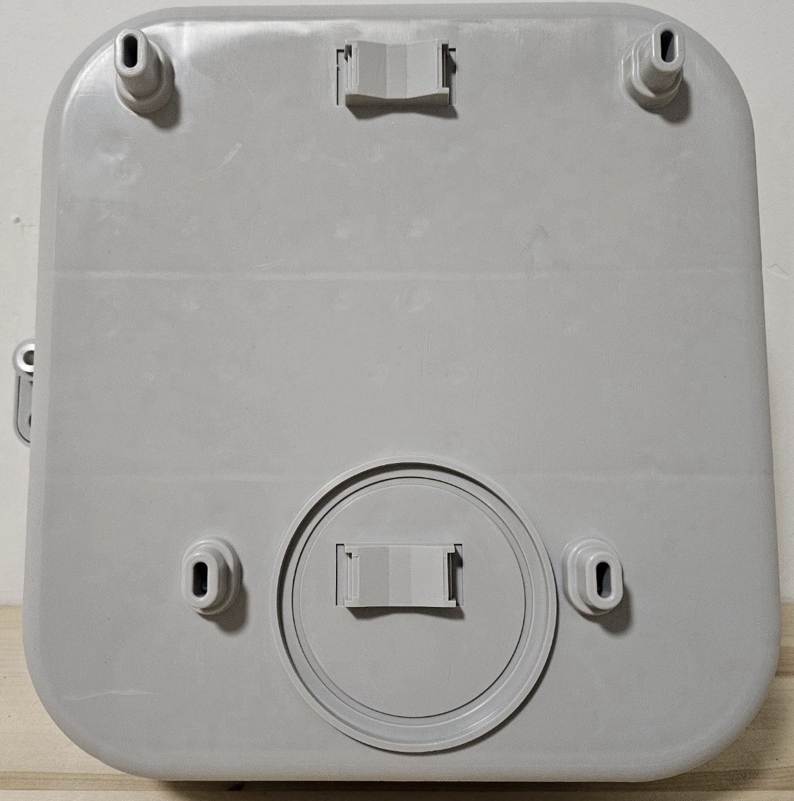Outdoor House Box Weatherproof Enclosure Coaxial Cable Electrical Distribution