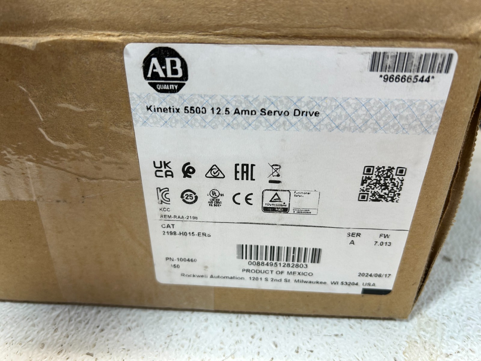 Allen-Bradley 2198-H015-ERS SER A Kinetix 5500 12.5 Amp Servo Drive 7.013