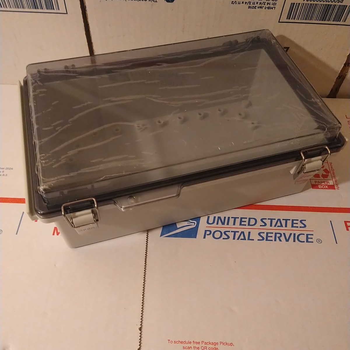 Junction Box ABS Plastic Dustproof Waterproof IP67 Electrical Boxes Hinged Shell