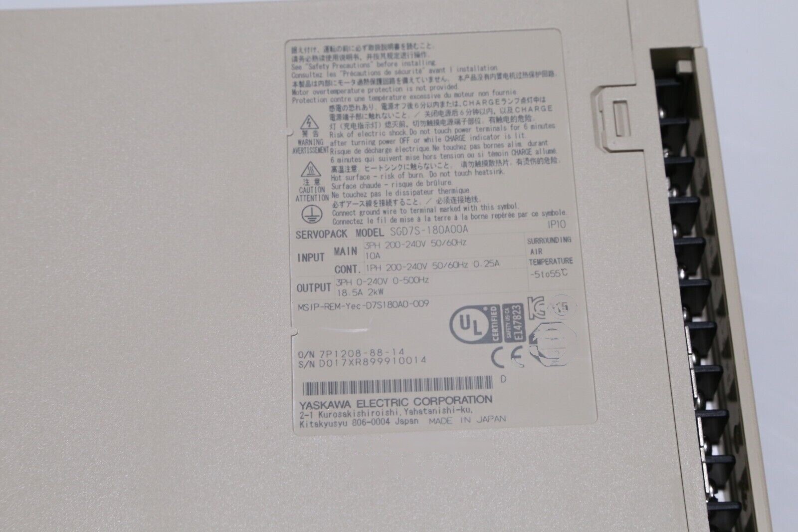 1PCS Yaskawa Servo Driver SGD7S-180A00A NEW Free delivery