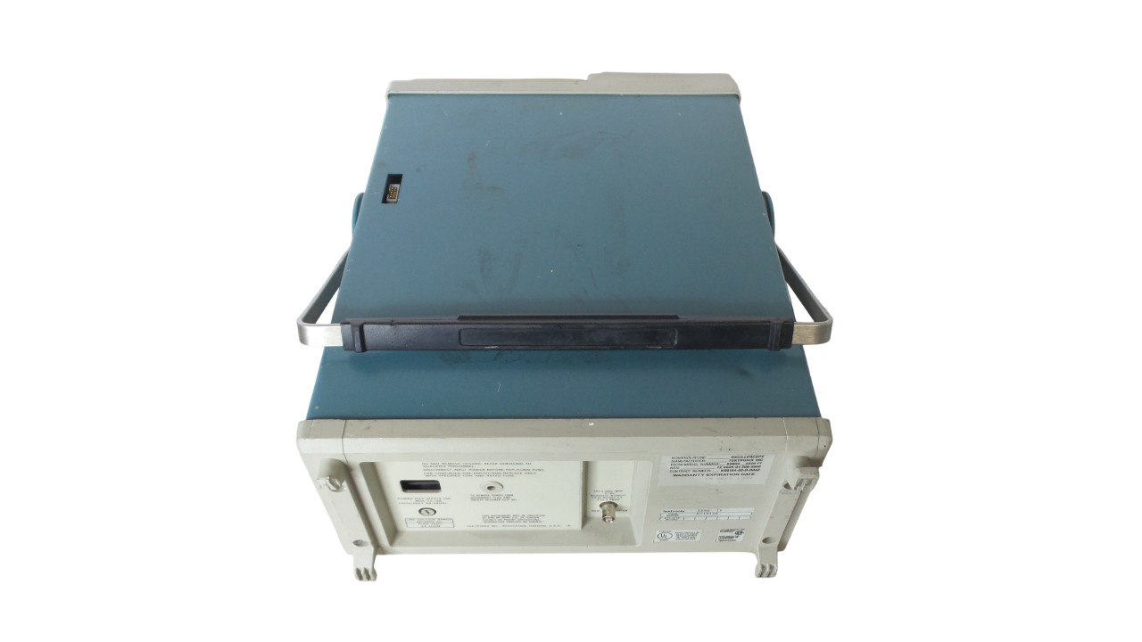 Tektronix 2246 100 MHz Oscilloscope – Free Shipping