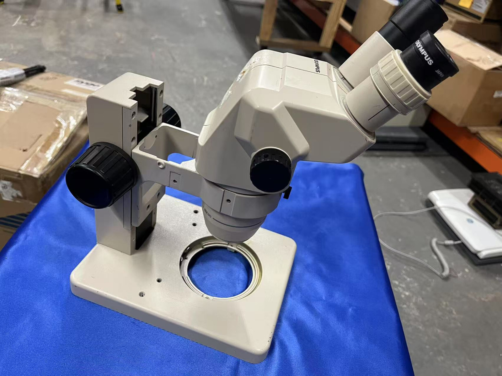 Olympus SZ30, Stereo Microscope Nikon 10×23 Lenses