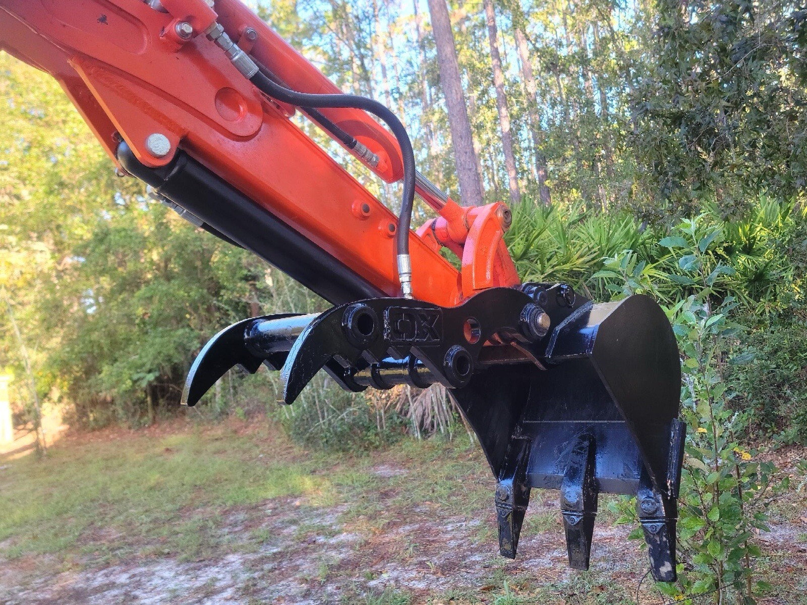 KUBOTA KX018 U15 U17 U20 PIN ON HYDRAULIC MINI EXCAVATOR THUMB
