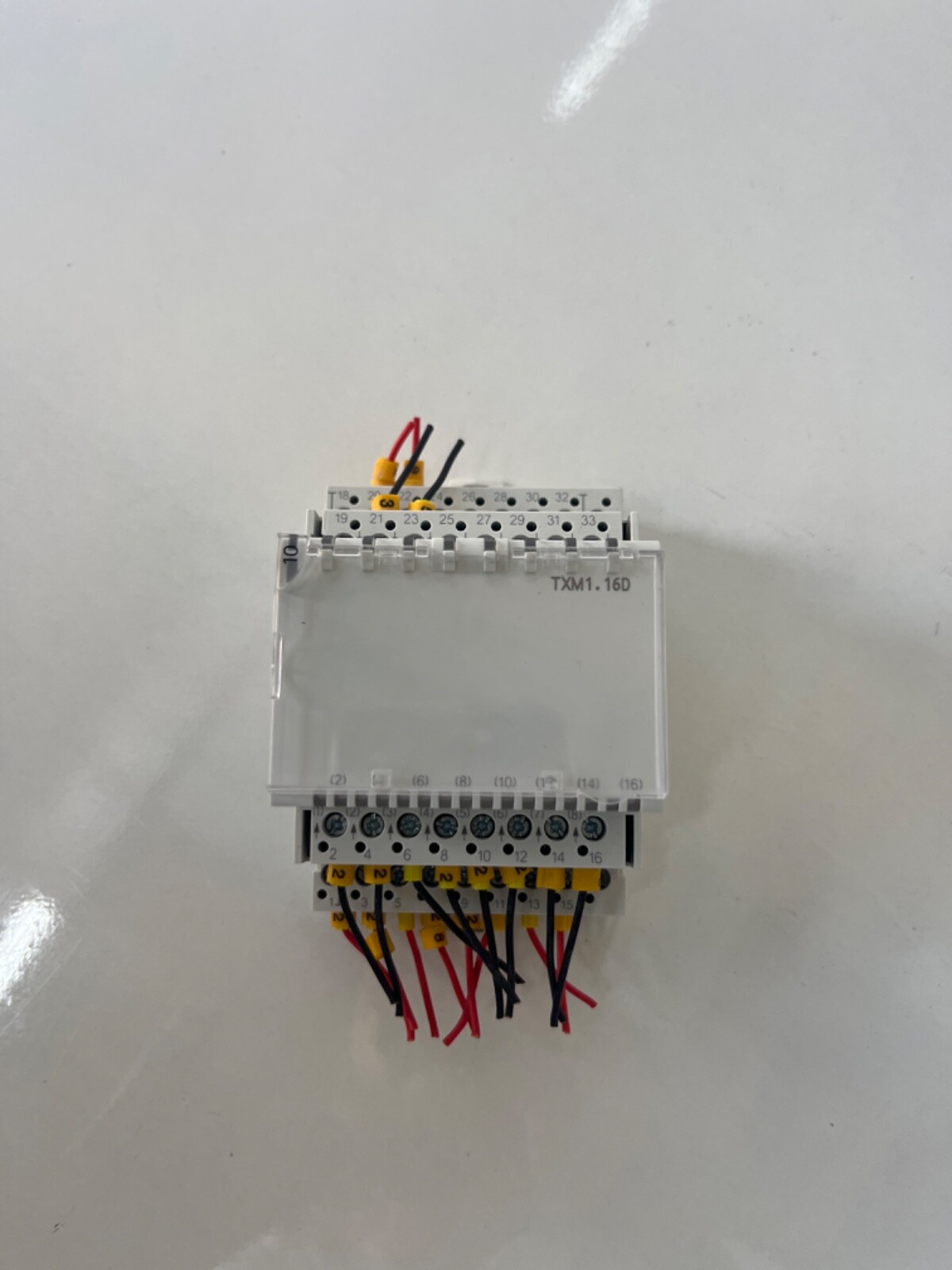 LOT 2 PCs Siemens TXM1.16D 16 Digital Input Module