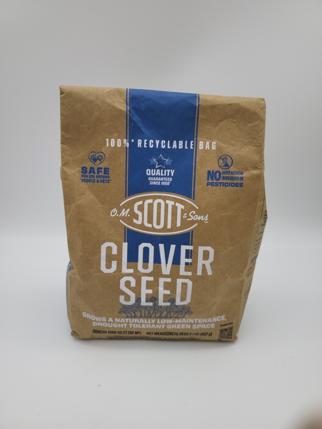 O.M. Scott and Sons Clover Seed, Lawn Seed Grows a Naturally Low…
