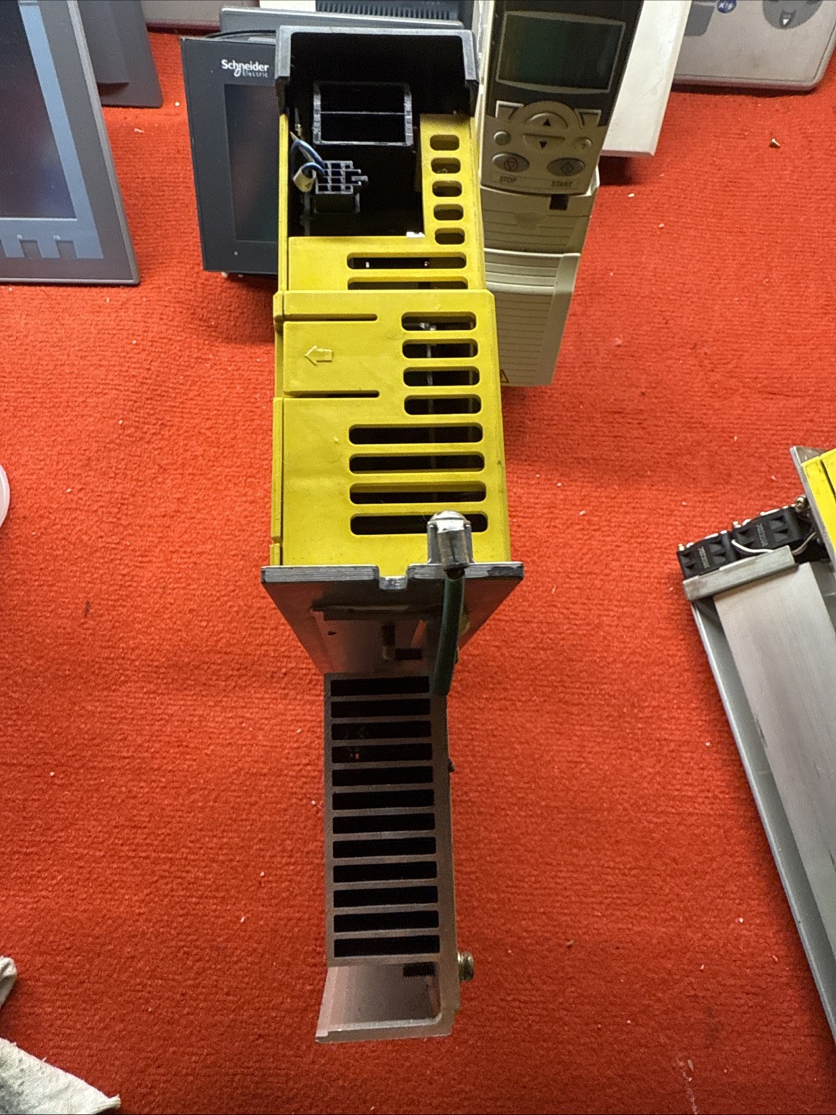 FANUC A06B-6124-H105 SERVO AMPLIFIER