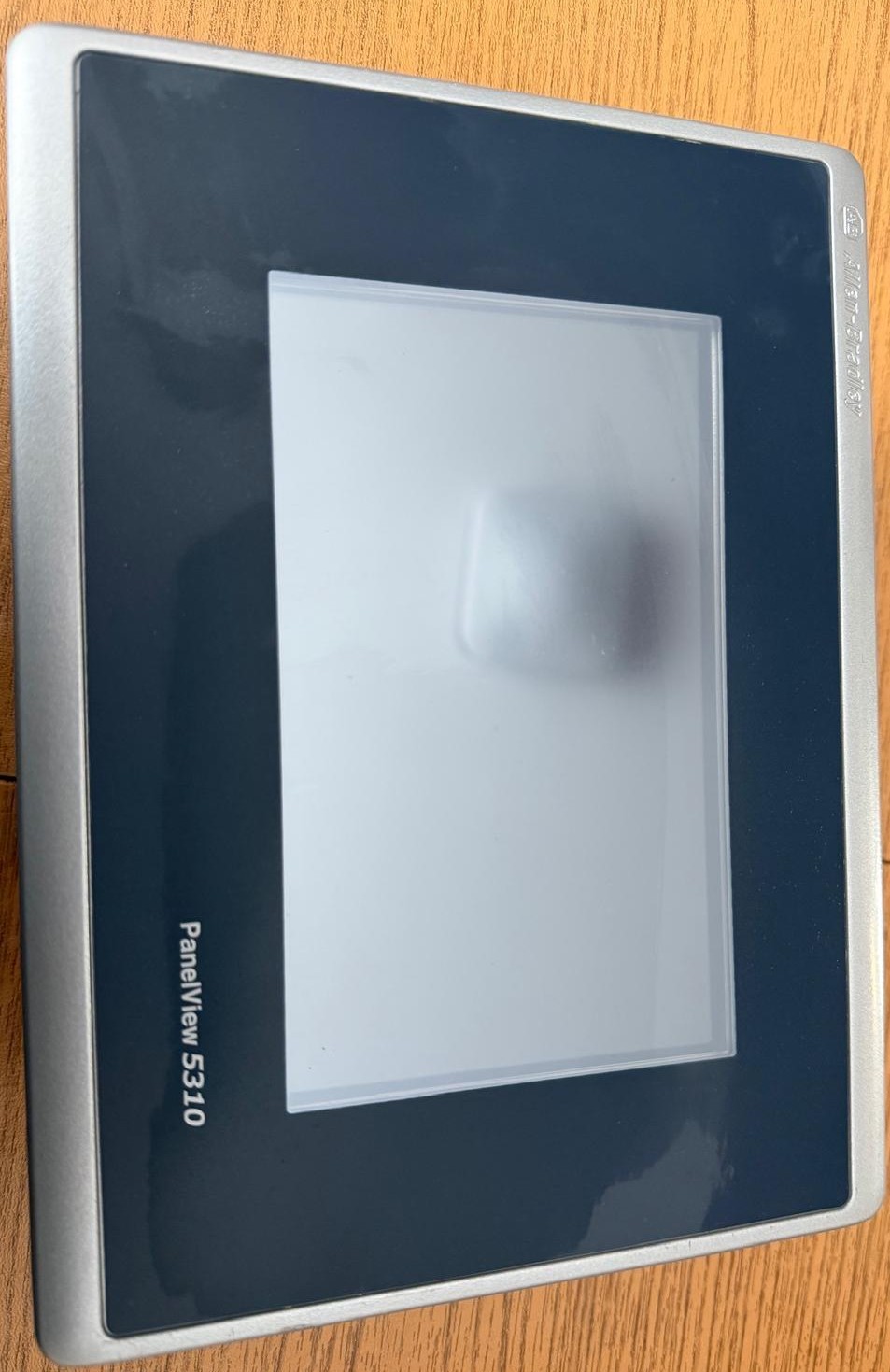 Allen-Bradley PanelView 5310 2713P-T7WD1 7in HMI Touchscreen 24VDC Ethernet/IP