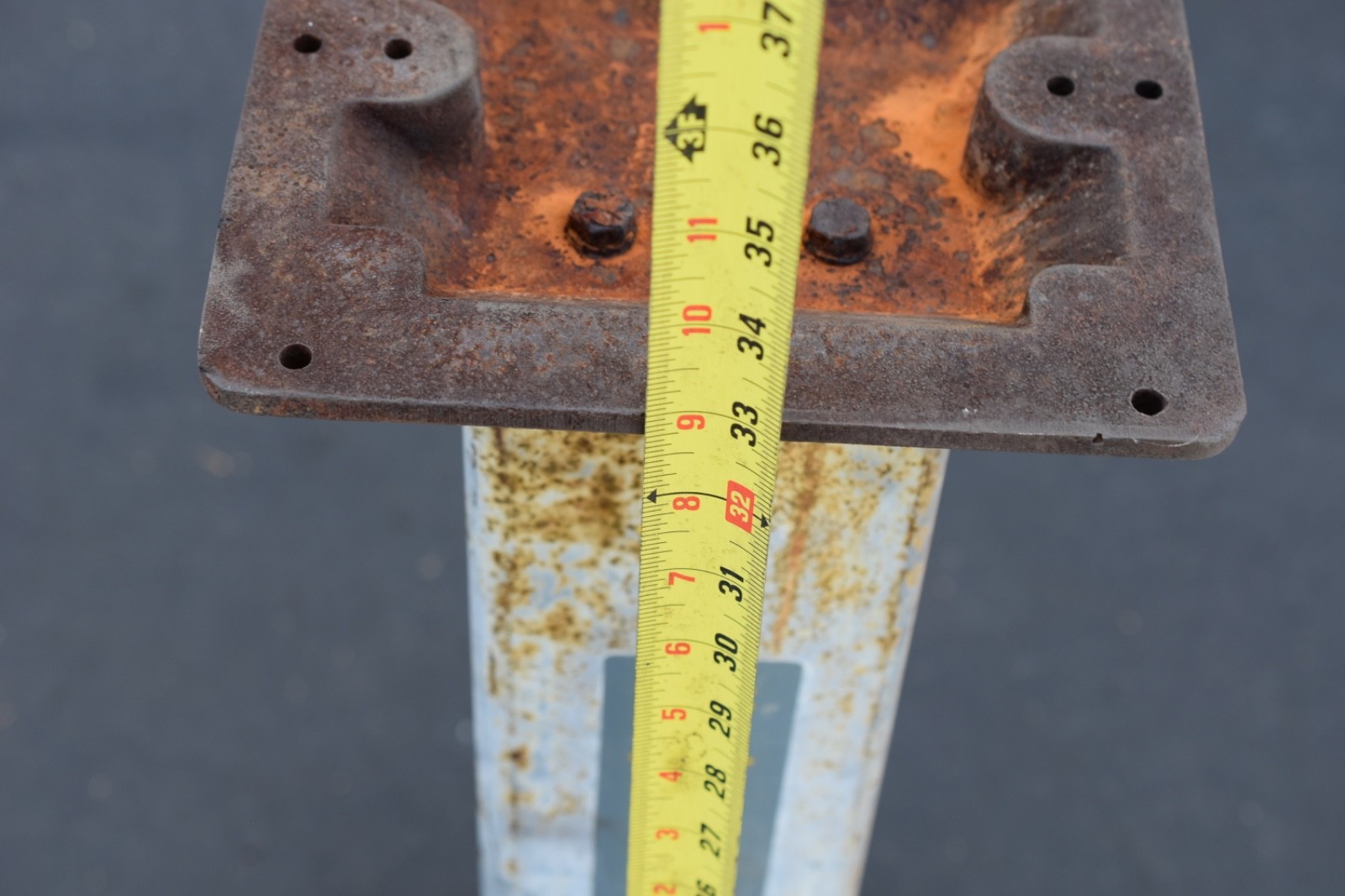 Baldor cast iron pedestal stand