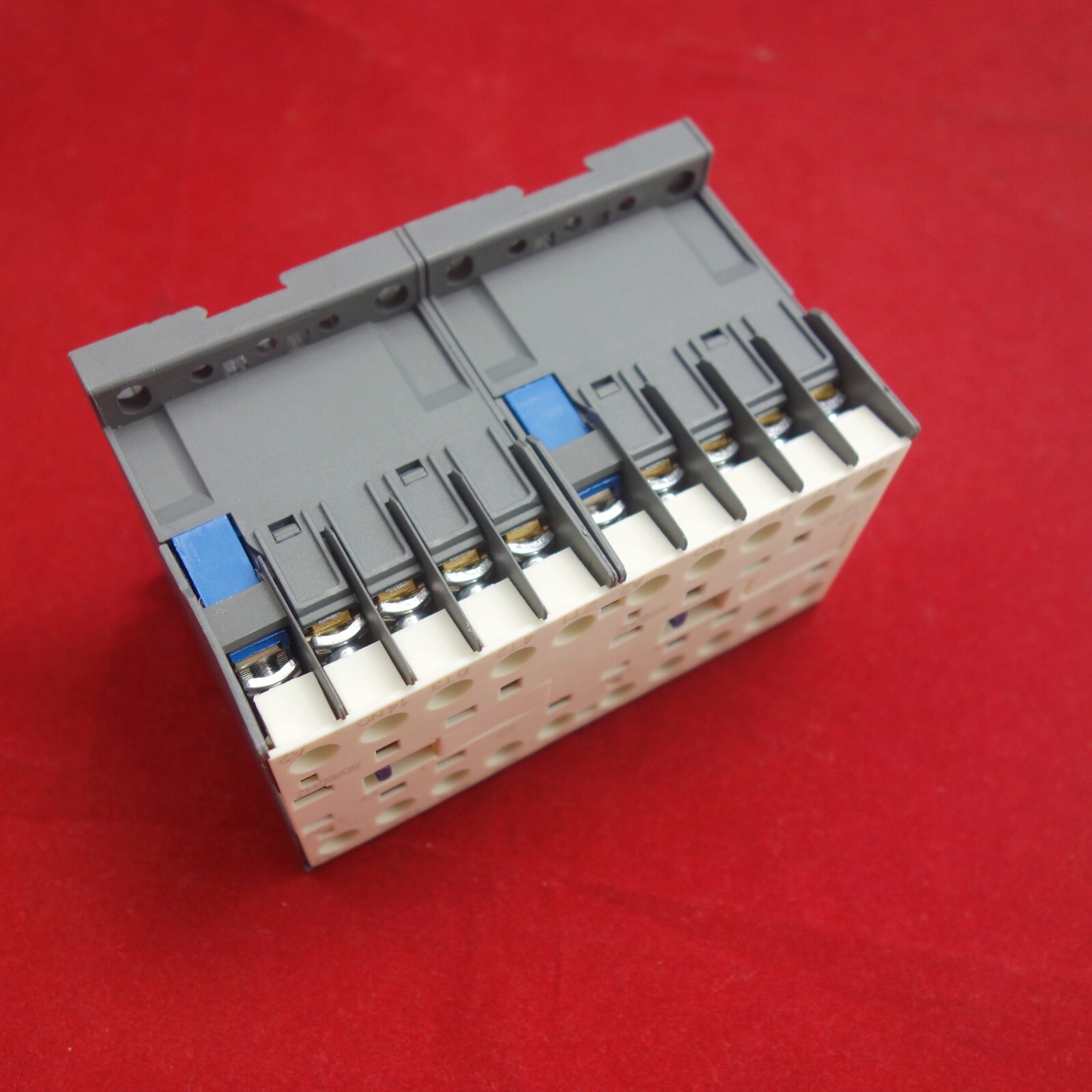 1PC Reversing FITS LC2 K1610 Mechanical Interlock CONTACTOR 16A 24V AC 50/60HZ
