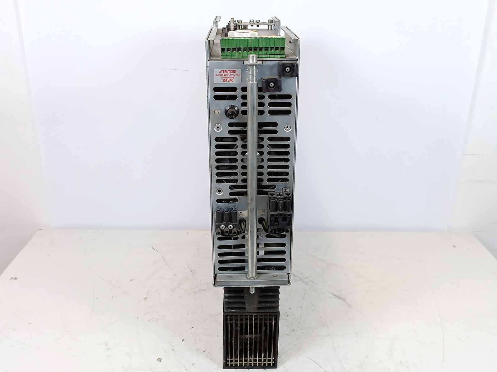Indramat KDV1.3-100-220/300-W1 AC Servo Power Supply