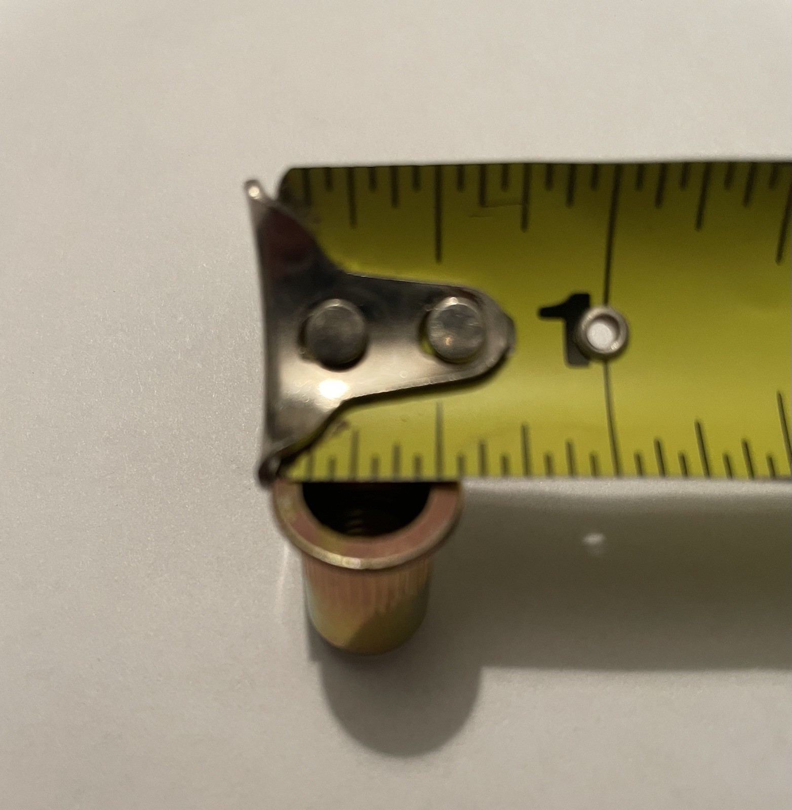 100pcs M8-1.25 Metric Yellow Zinc Rivet Nut Threaded Insert Nutsert-USA