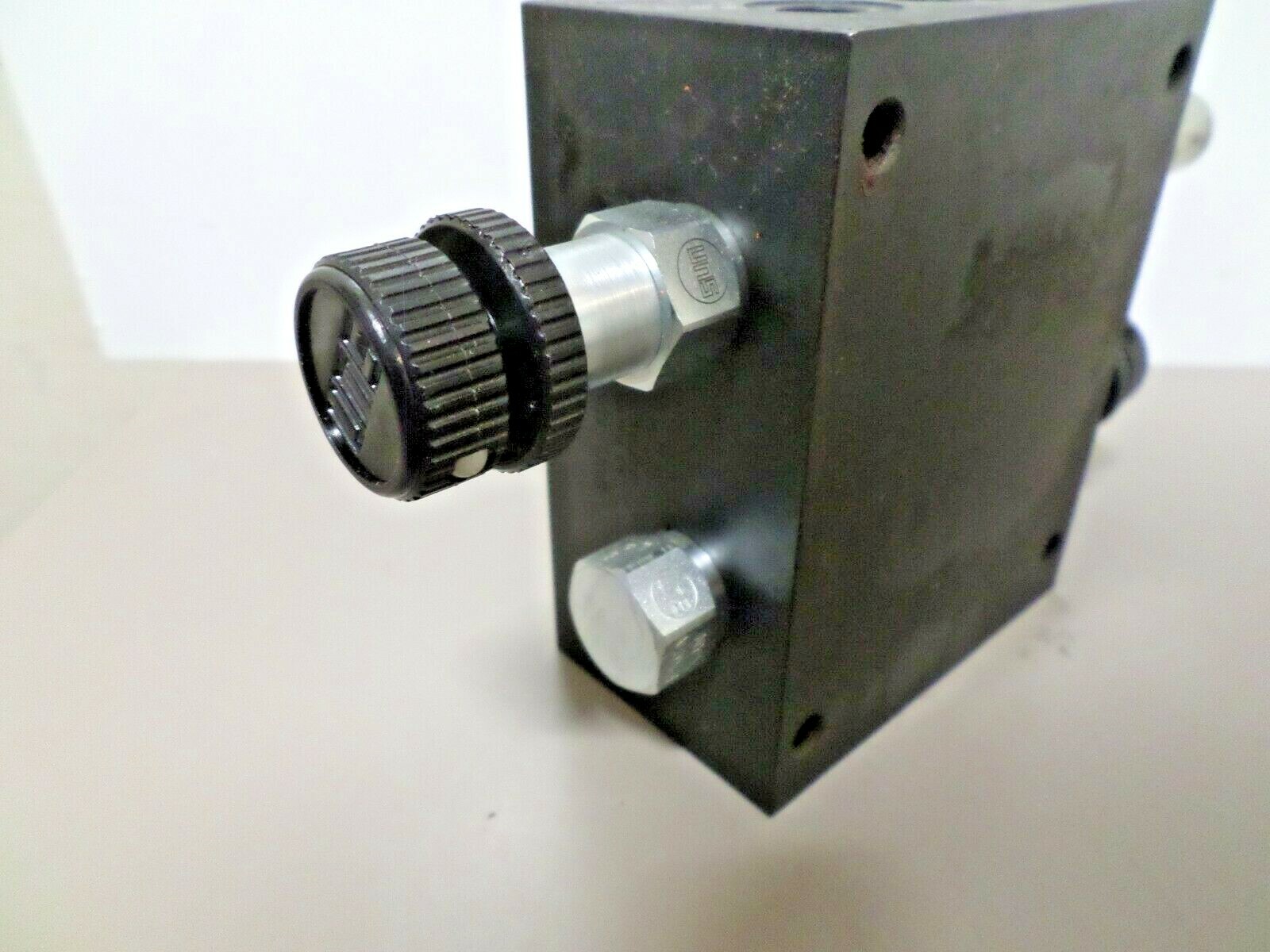 Sun Hydraulics 9608 26A J03 Manifold Block with Relief, Dump and Shut Off Valves