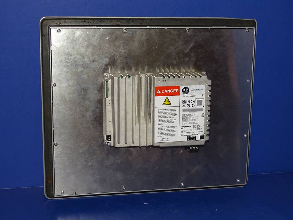**READ** UNIT #5 2024 2711P-T15C22D9P Series B Allen Bradley PanelView Plus 7