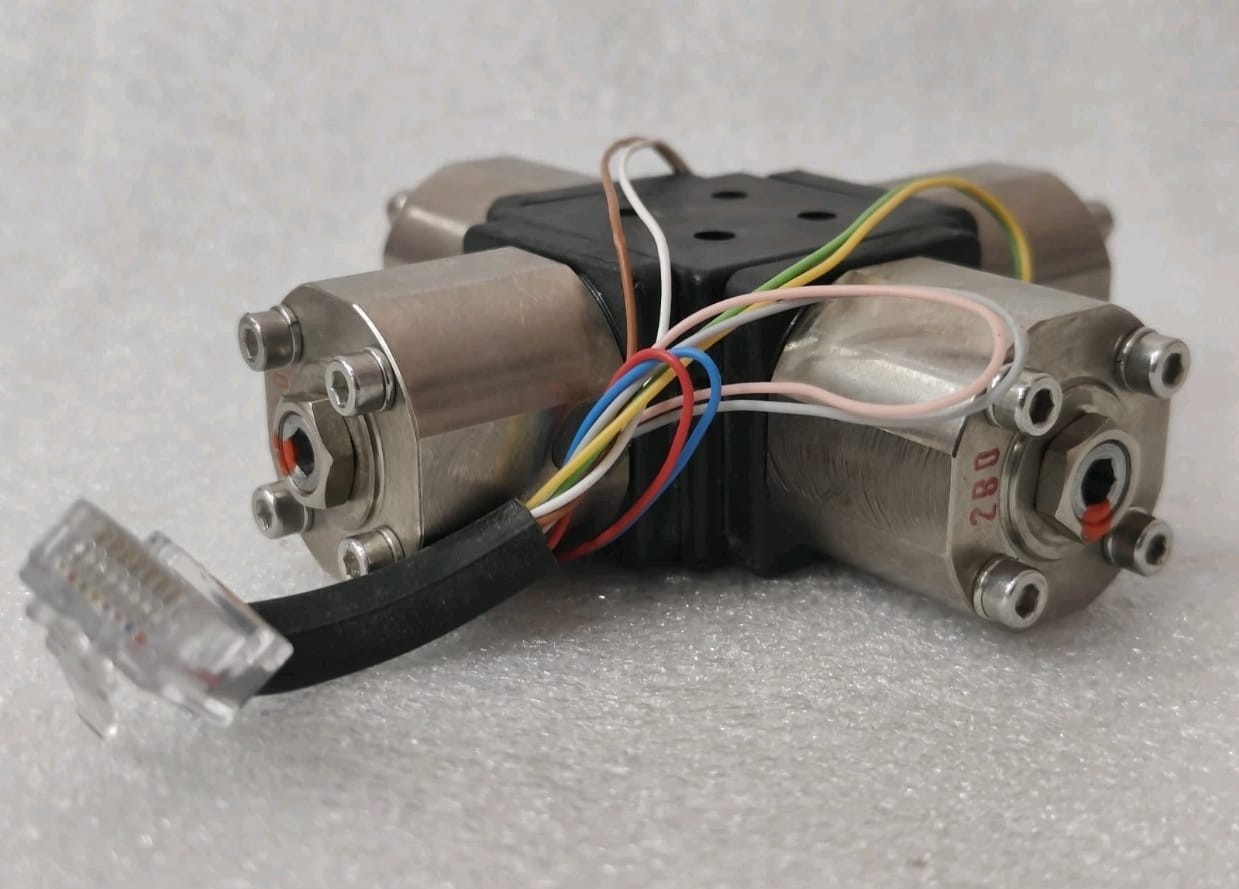 AGILENT TECHNOLOGIES G1311-67701 MCGV MULTI CHANNEL GRADIENT VALVE ASSY REV:K