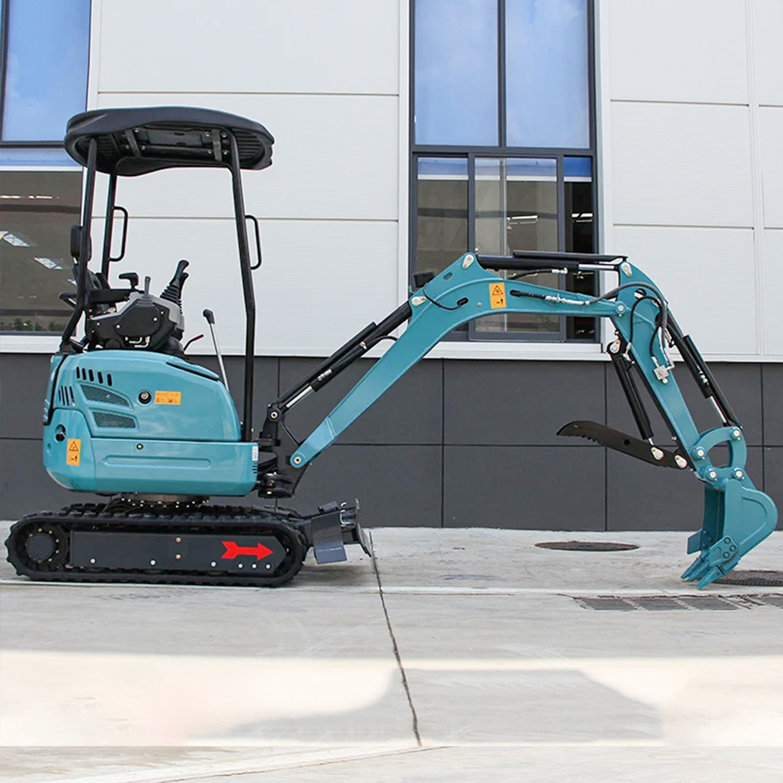 2.5 Ton Mini Excavator Kubota D902 Diesel EPA Expandable Tracks Side Swing