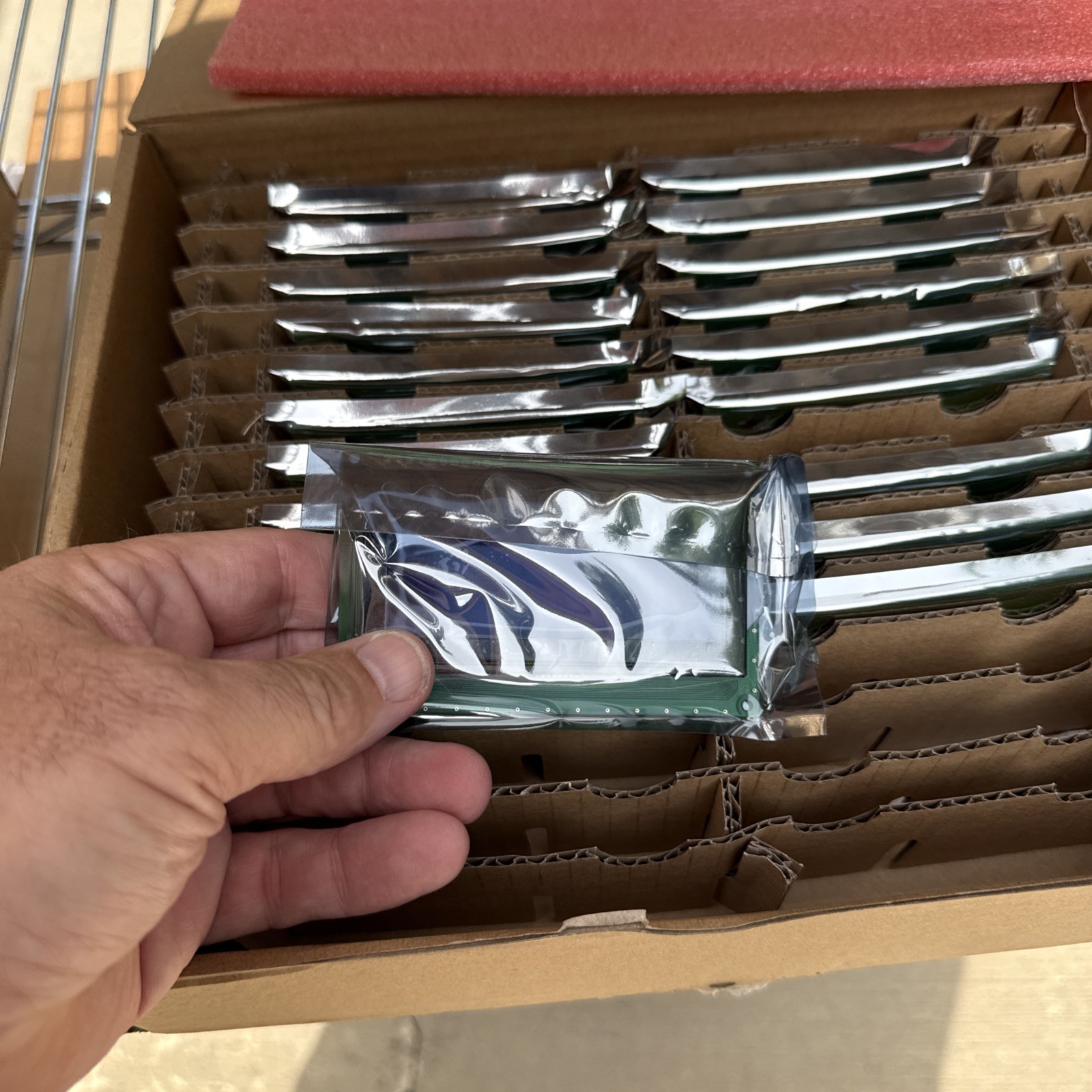nhd-0420d3z-nsw-bbq v3 4×20 lcd serial display new haven