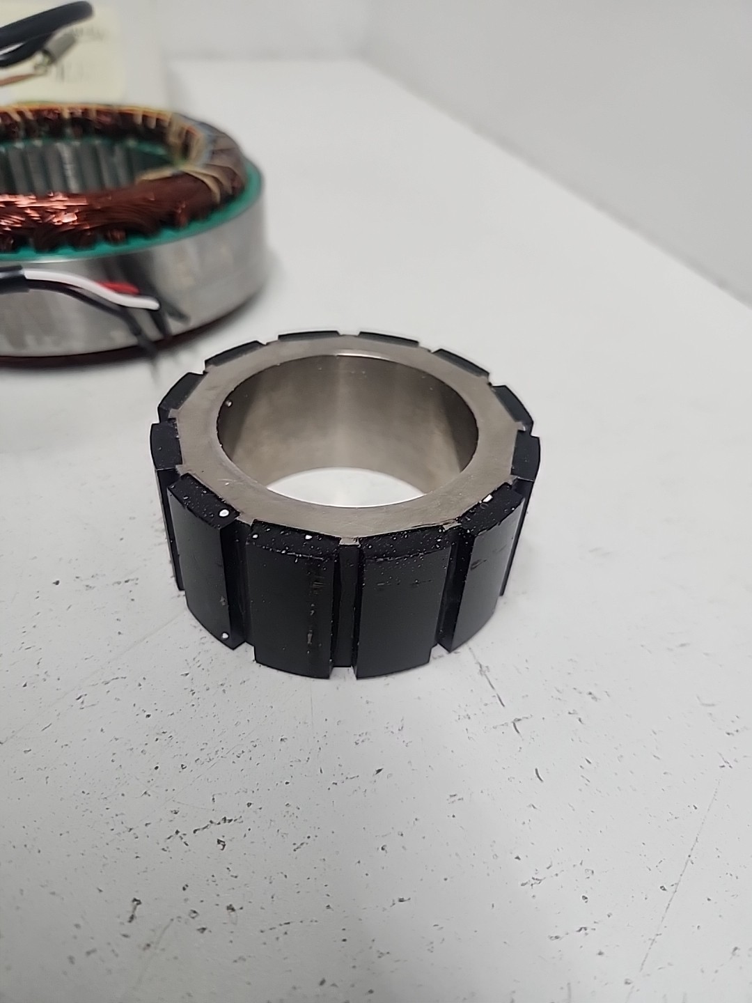 Kollmorgen RBE-03011-A00 Brushless Frameless Servo Motor, OD: 5.076″ **NOS **