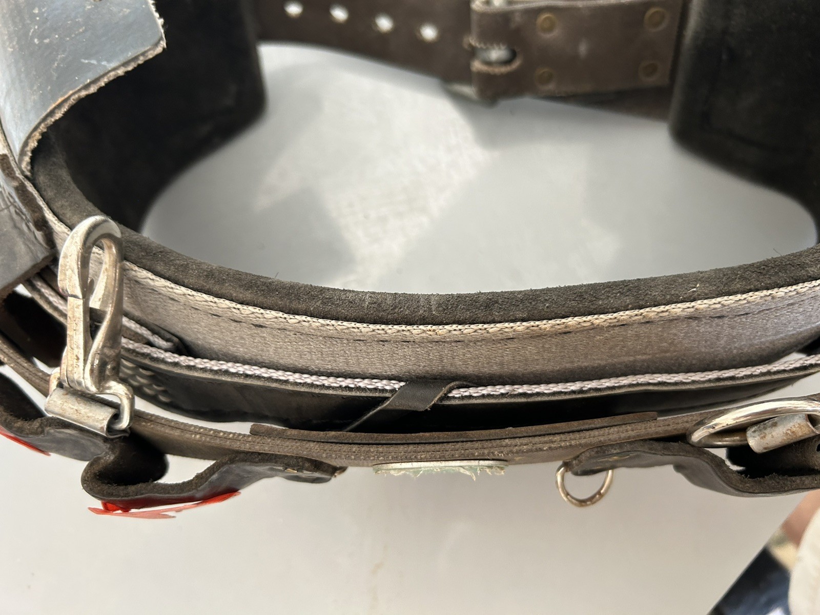 Buckingham Lightweight Lineman Belt 1993F & Tool pouch Size 21 | 5/2007