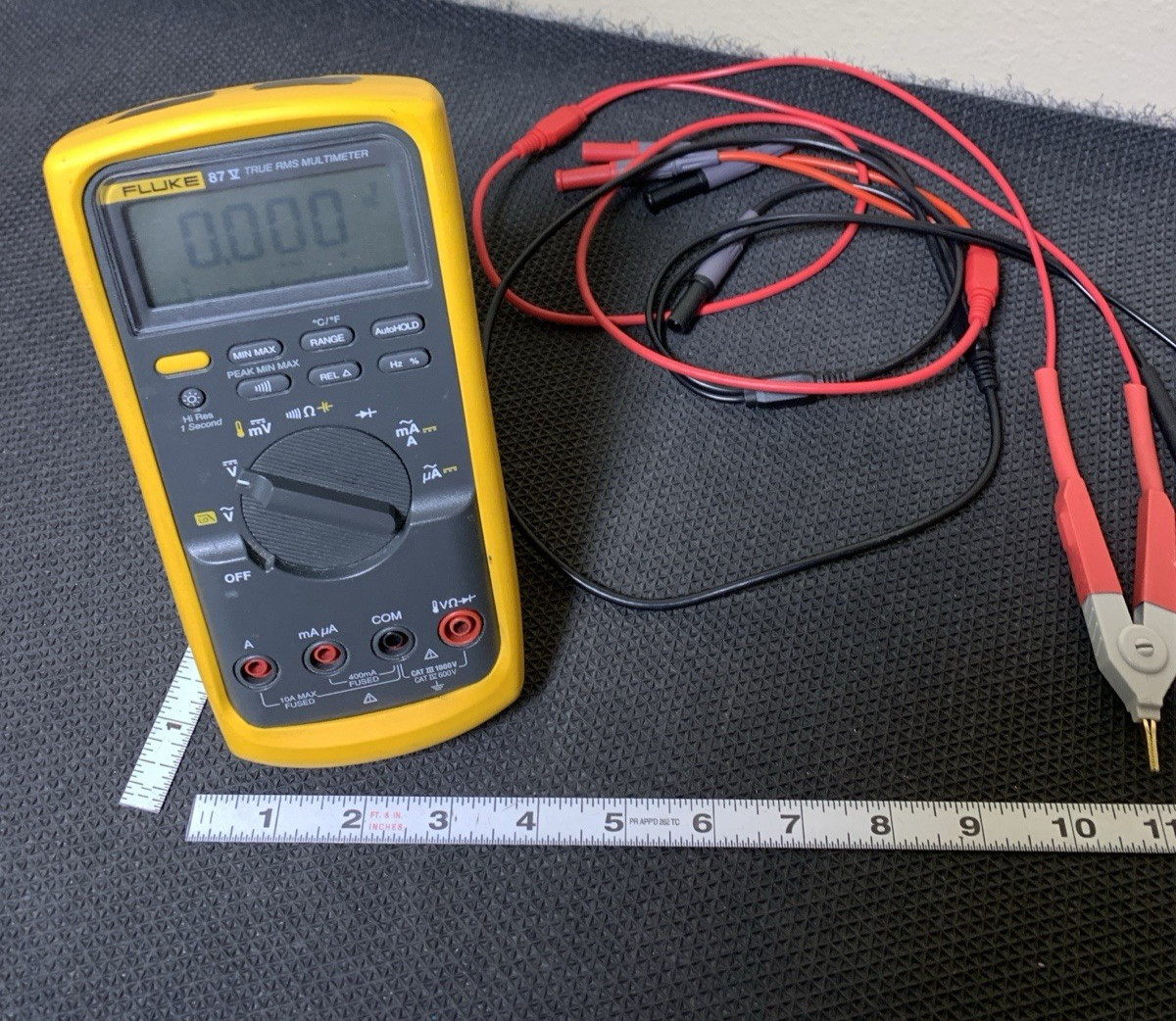 Fluke FLUKE 87-V Handheld Multimeter