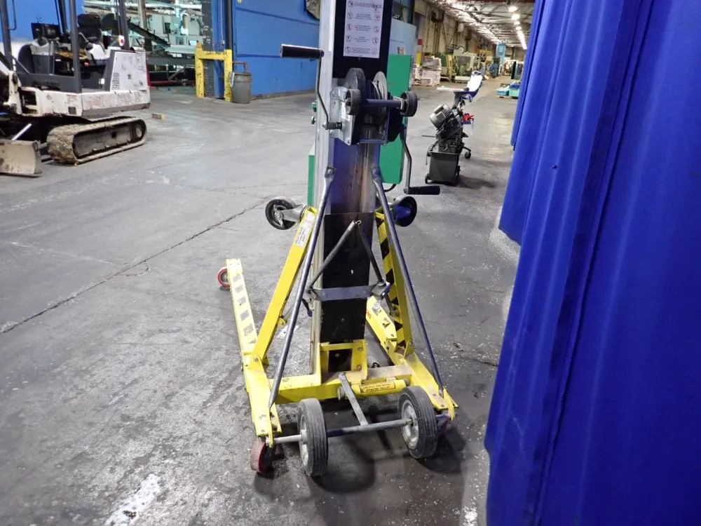 SUMNER MANUFACTURING CO 2118 CONTRACTOR LIFT 18 FT / 650 LBS 02260540009