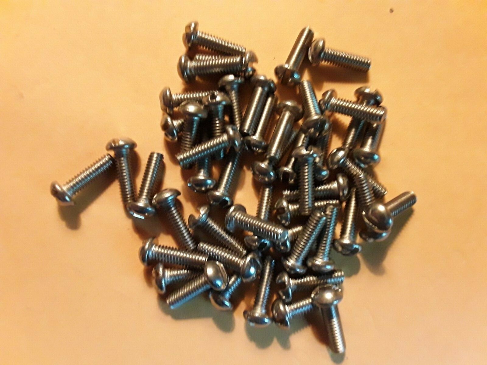 #4-48 x 3/8″ MACHINE SCREWS, ROUND HEAD SLOTTED, STAINLESS STEEL, SELECT QTY