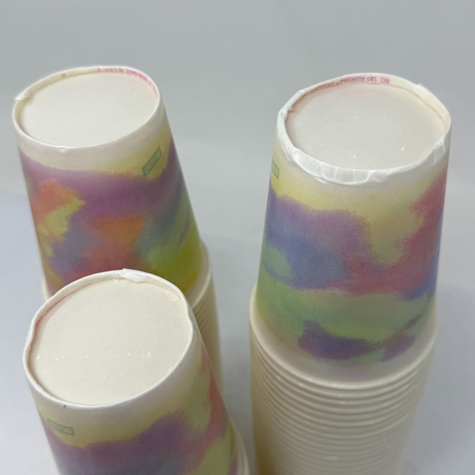 VTG 90s Dixie Paper Drinking Cups 9oz Pastel Watercolor Cold Drinks Kitchen