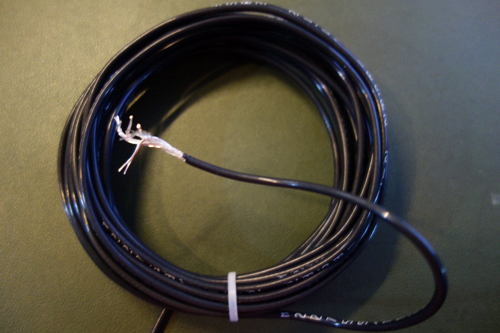 20 Ft Mil Spec M22759/11 12 Awg Stranded Teflon/PTFE Wire – BLACK