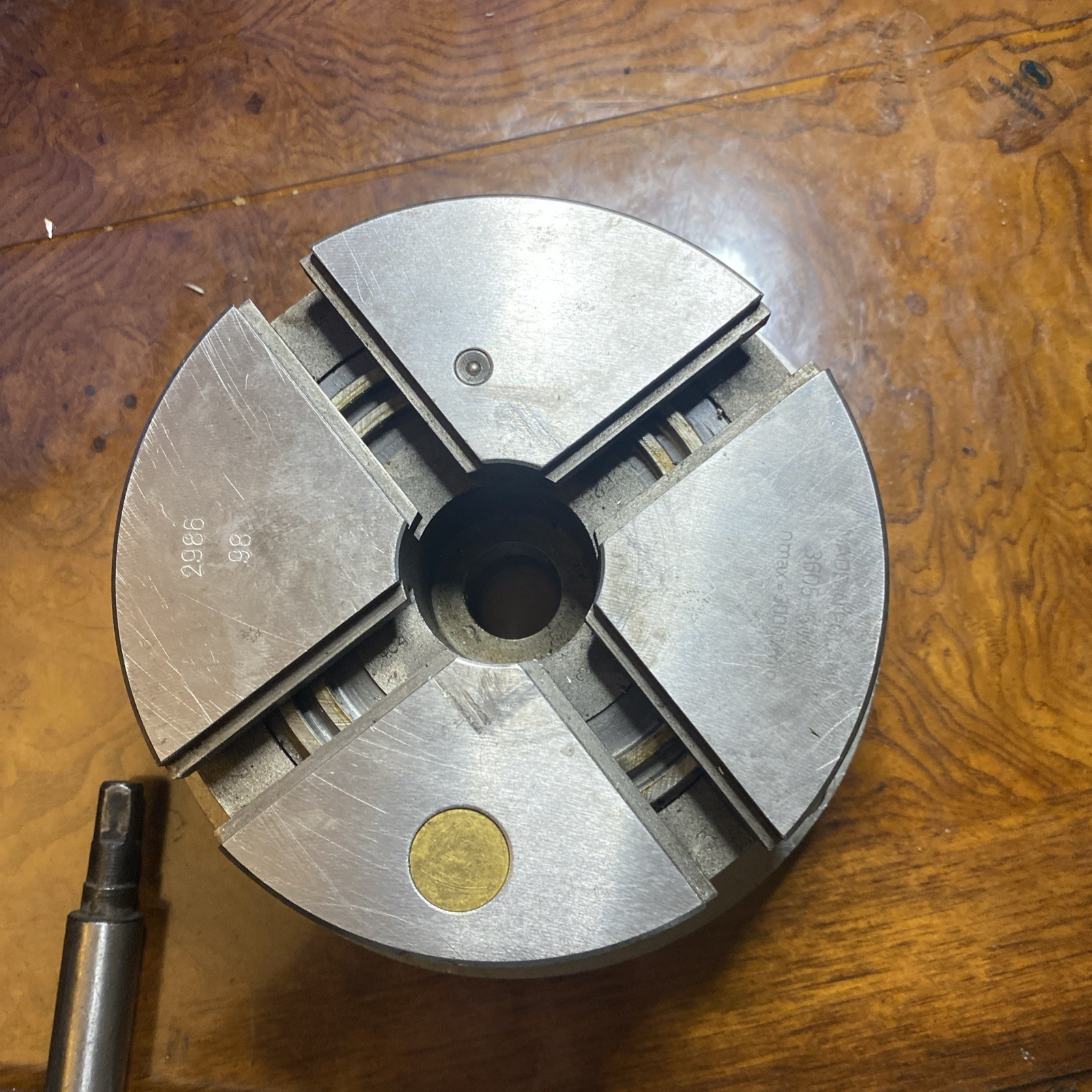 Bison Manual Lathe Chuck: 3605-6-1/4″, 4 Jaws, Self-Centering, 3000 RPM & Base