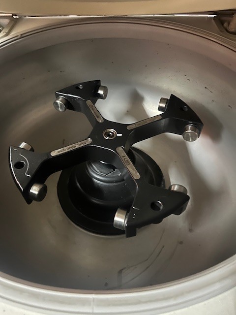 Fisher Scientific AccuSpin 3R Centrifuge + #4393 Rotor 60 DAYS WARRANTY