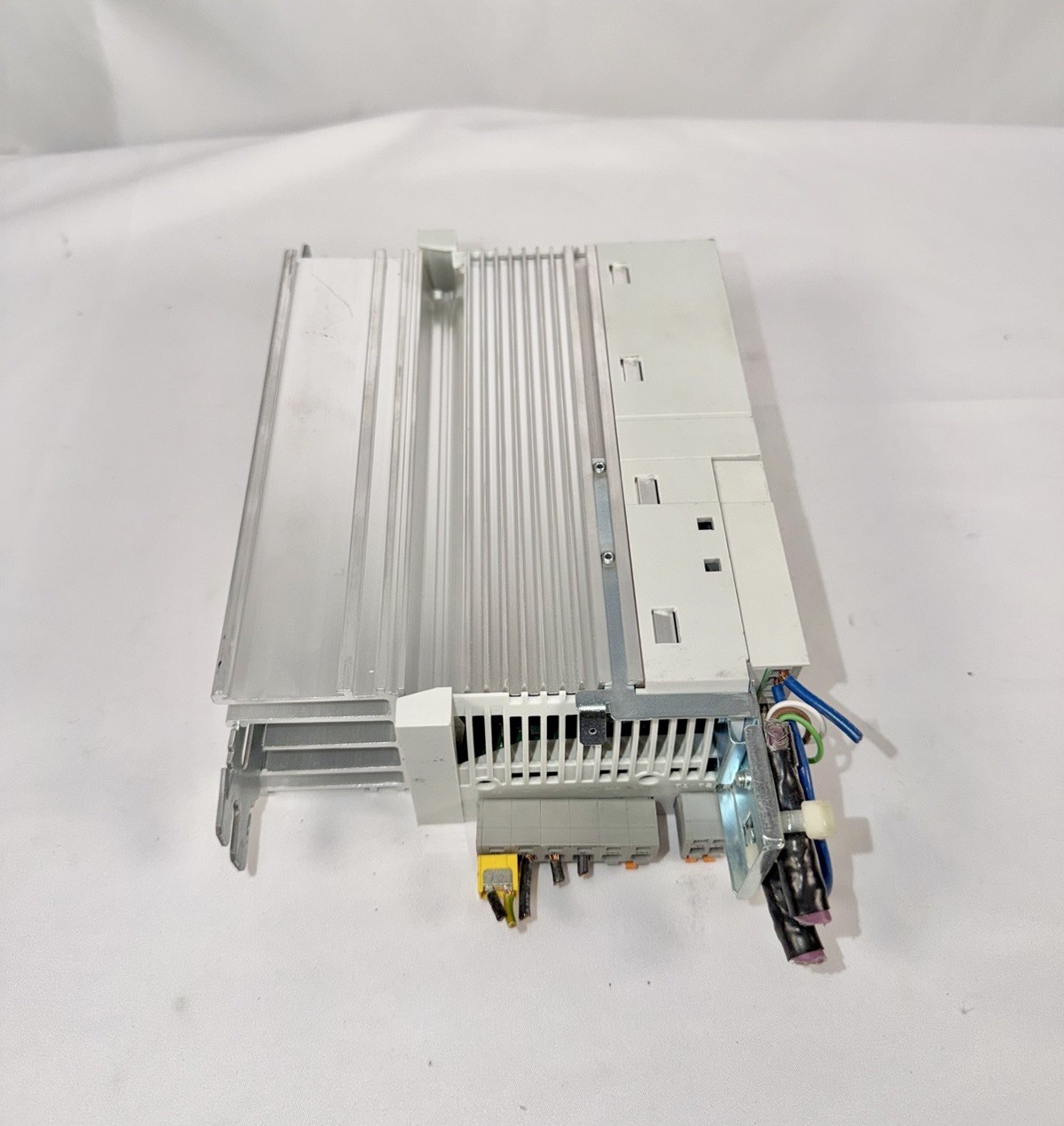 LENZE 8200 VECTOR VARIABLE INVERTER DRIVE E82EV751_2C