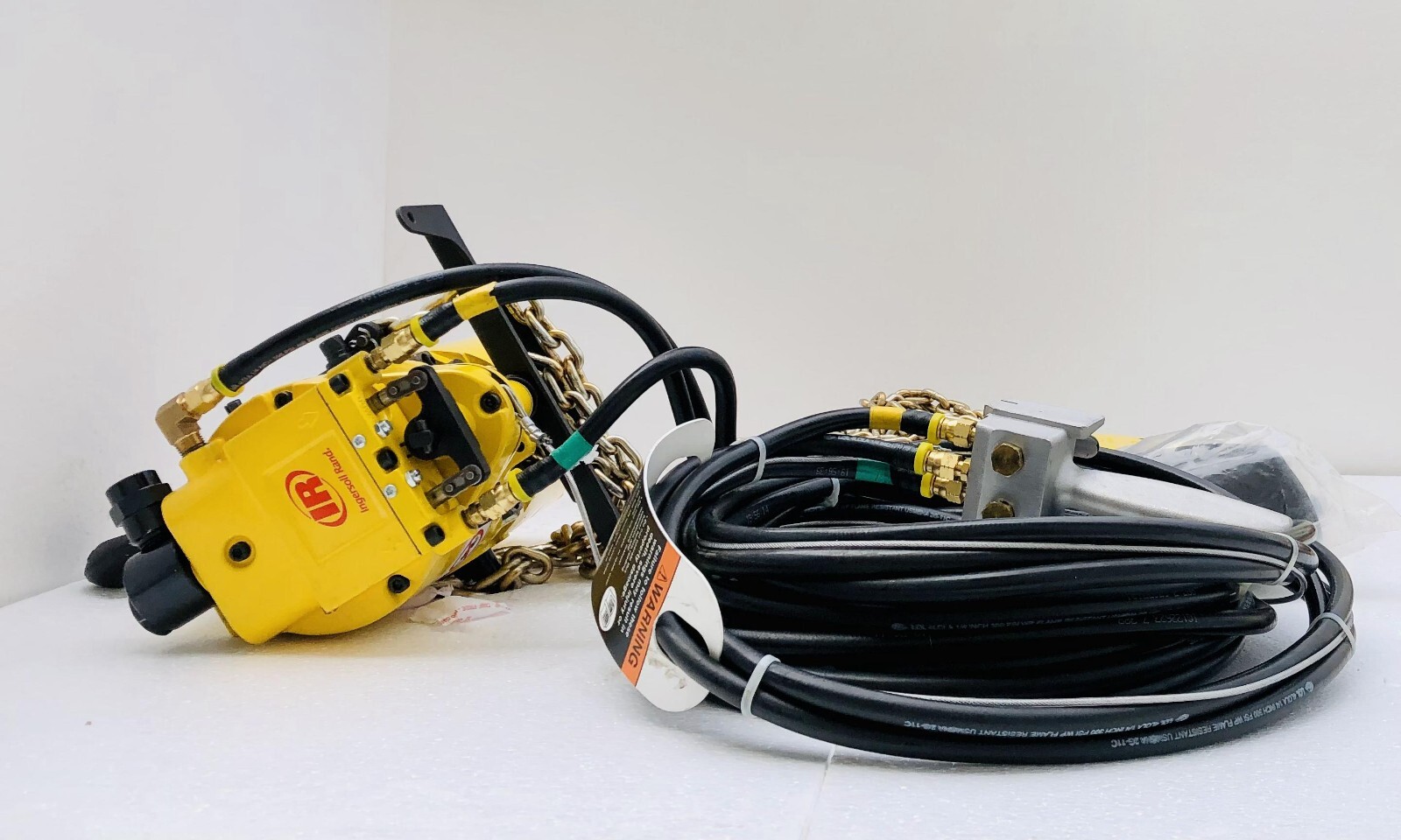 Ingersoll Rand ML1000K-2C20-C18U Pneumatic Air Chain Hoist 1 Ton 20 Ft.
