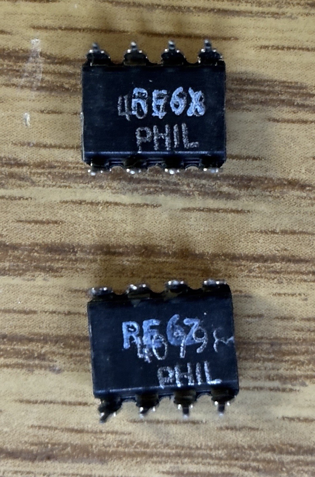 LOT OF 2 Reticon RET R5106 Analog Delay IC