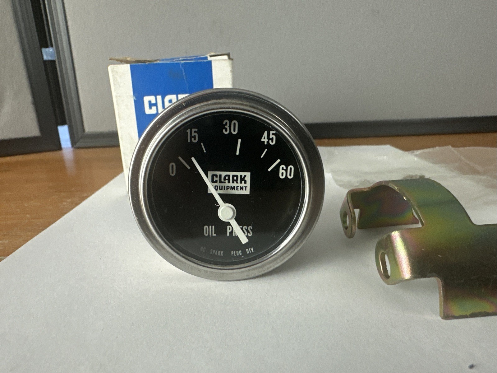 Clark OEM Replacement 0-60 PSi Forklift Oil Pressure Gauge 947248 New Old Stock
