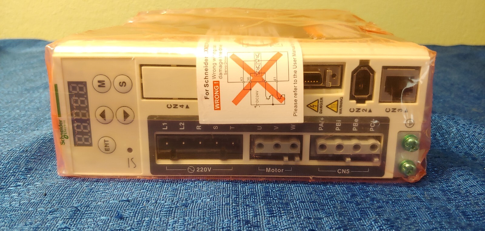 Schneider Servo Drive LXM23DU01M3X