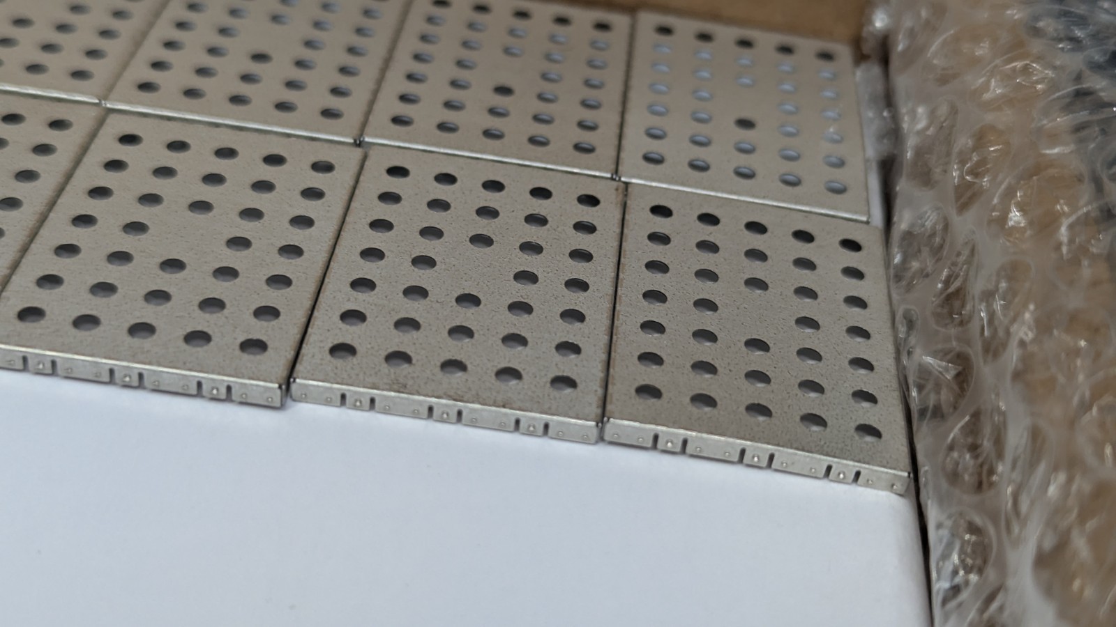 🔥250 New🔥 Laird Circuit Shield Cover 38mm x 26mm x 2mm Interior Dimensions