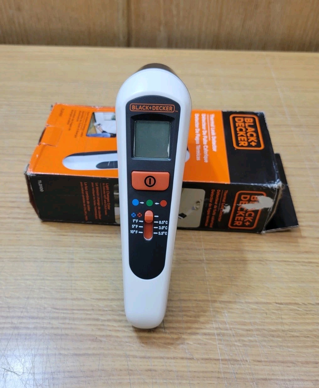 BLACK+DECKER TLD100 Thermal Leak Detector Infrared IR Tested Working w/ Box