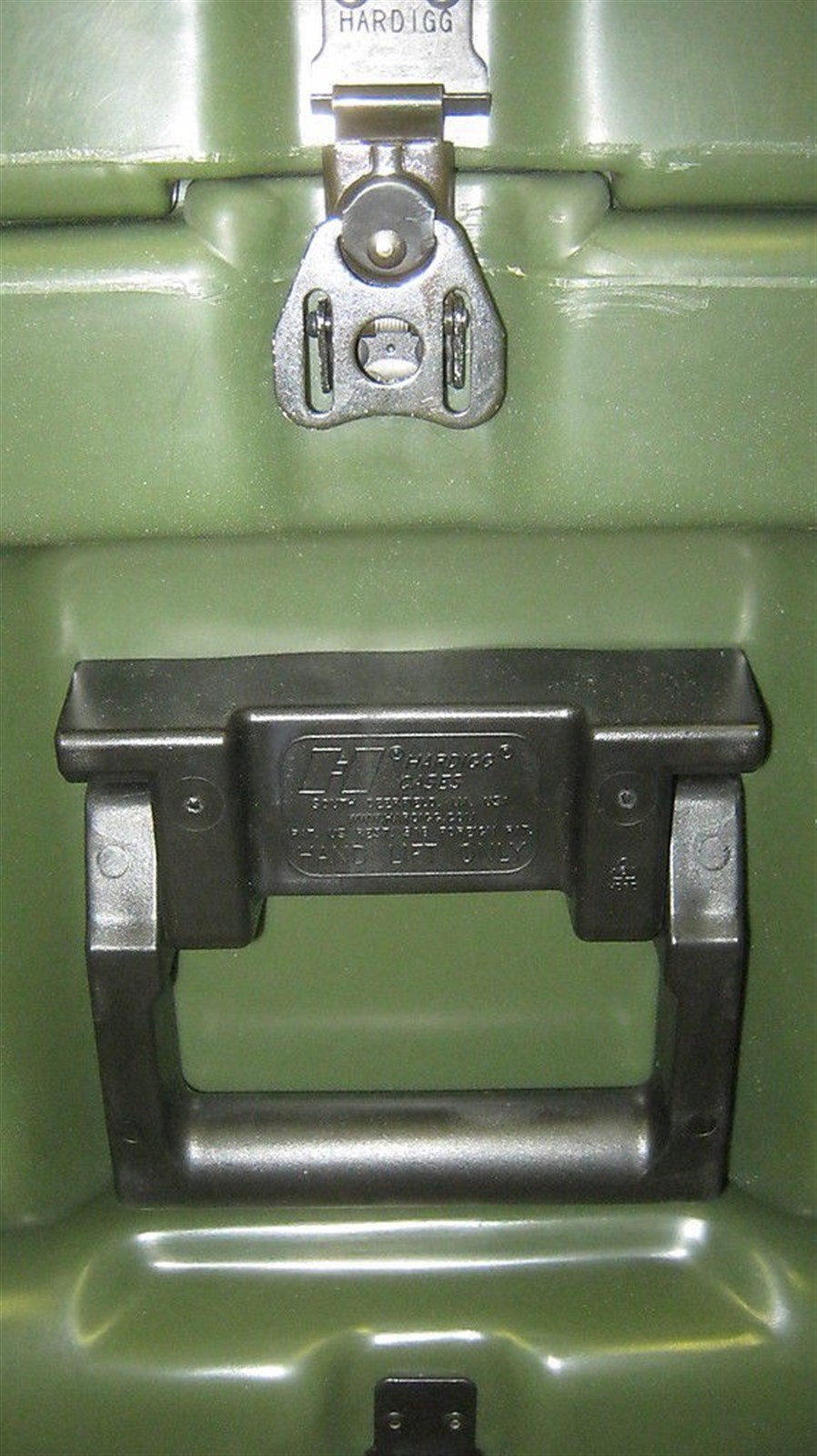 Hardigg Pelican Single Lid Hard Case 33x21x13 Medical Chest 5 Inner Totes
