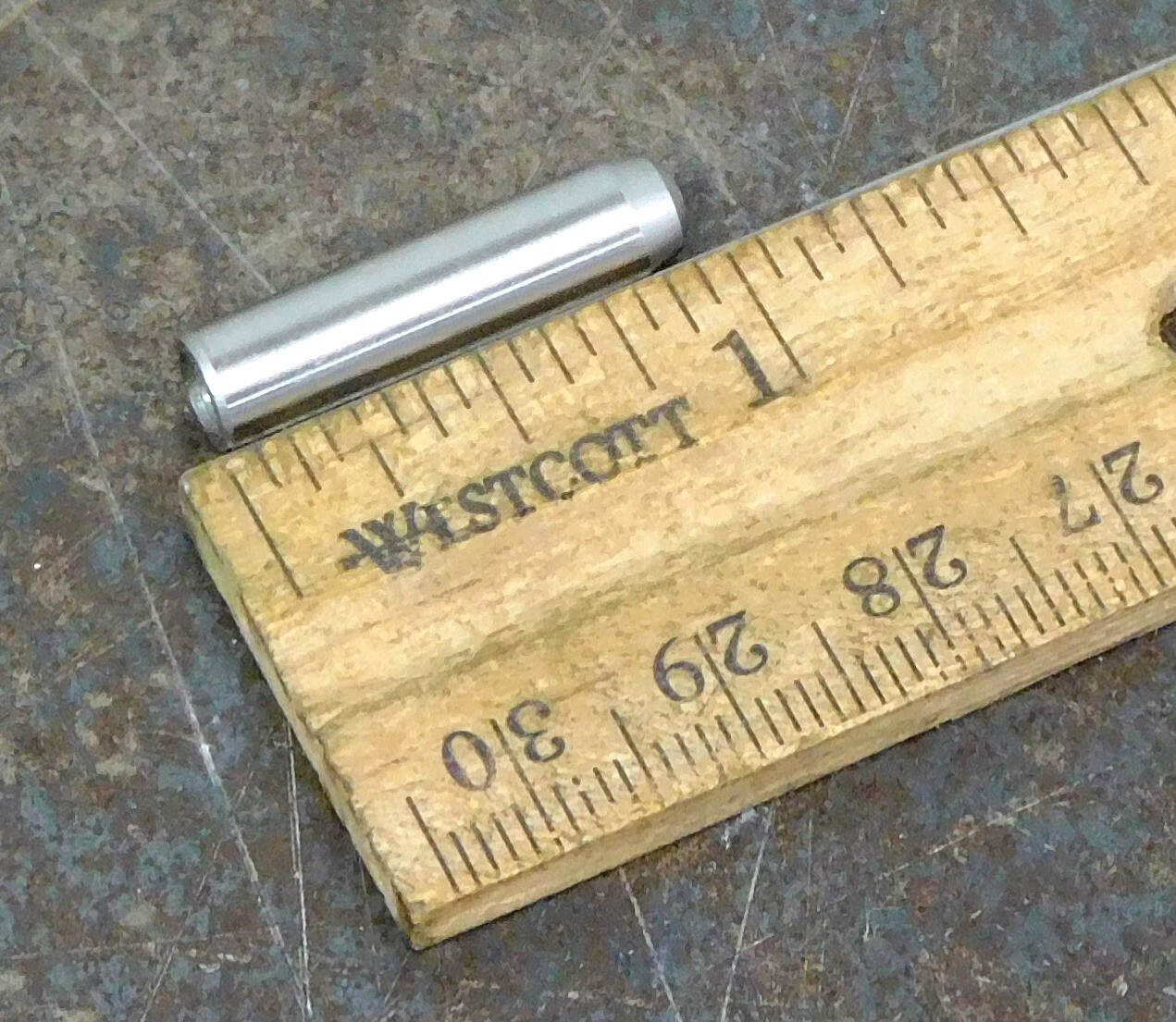 Fastenal – 42-449-7518 M6 x 24mm Pull Dowel Pin Large Lot ( 3.4 lbs )