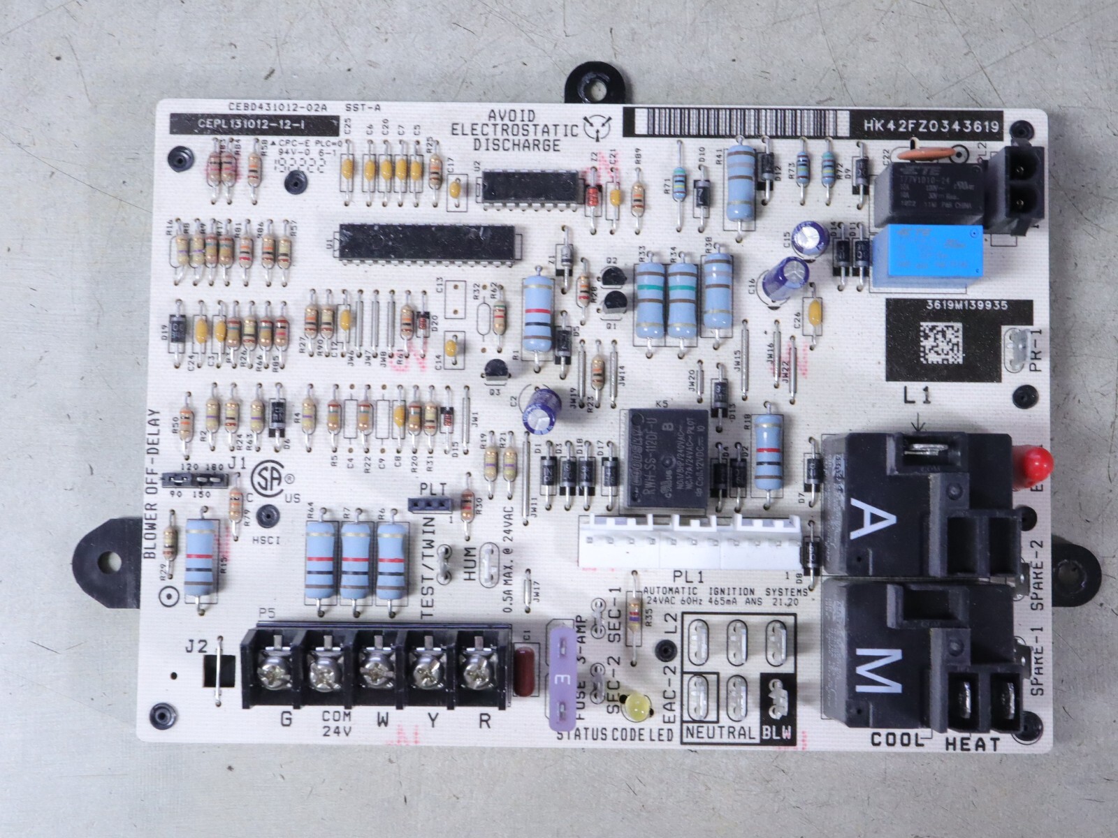 Carrier HK42FZ034 Furnace Control Circuit Board CEPL131012-01