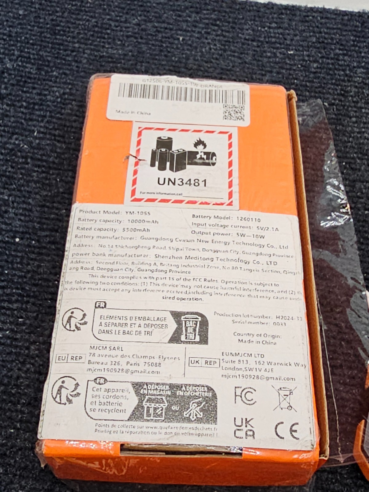 YM-105S Solar Mobile Power Bank 10000MAh 5V 1A-2A