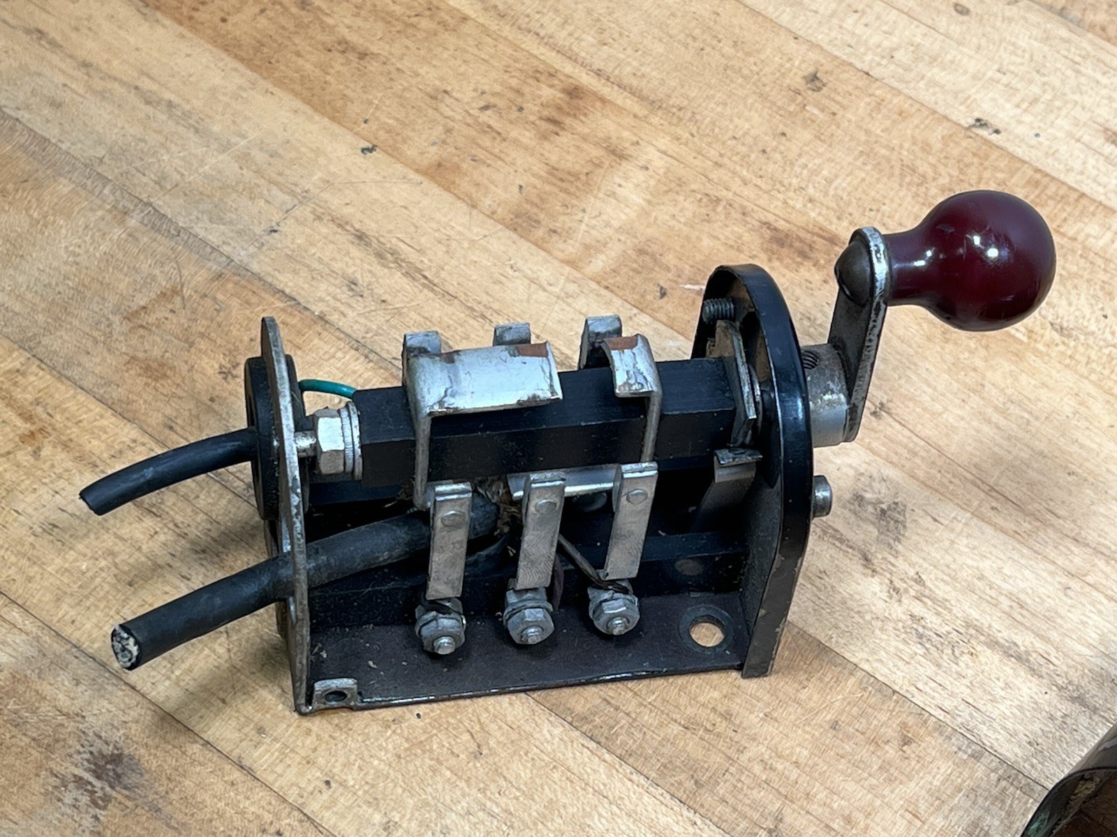 Furnas R1-A Reversing Drum Power Switch – 1 HP – 110-220 Volts AC – Made In USA